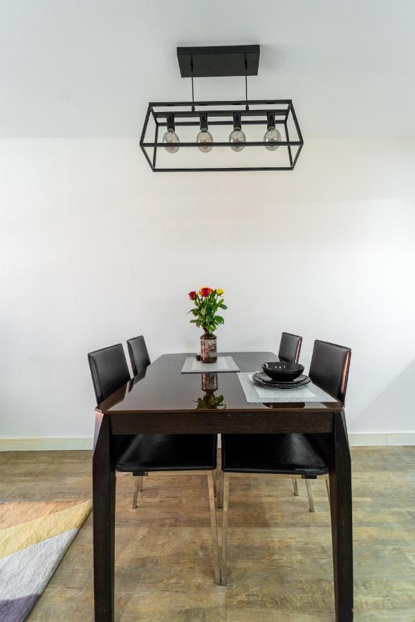 Luxury Riverview Greenwich 2bed Apt- Sleep 6 Guests-5min From 02 Arena- Playstation 4 Provided