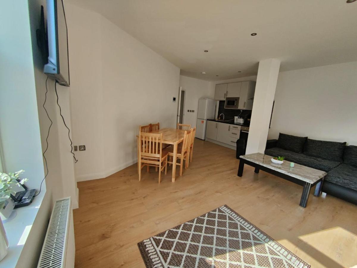 Latchmere Apartamento