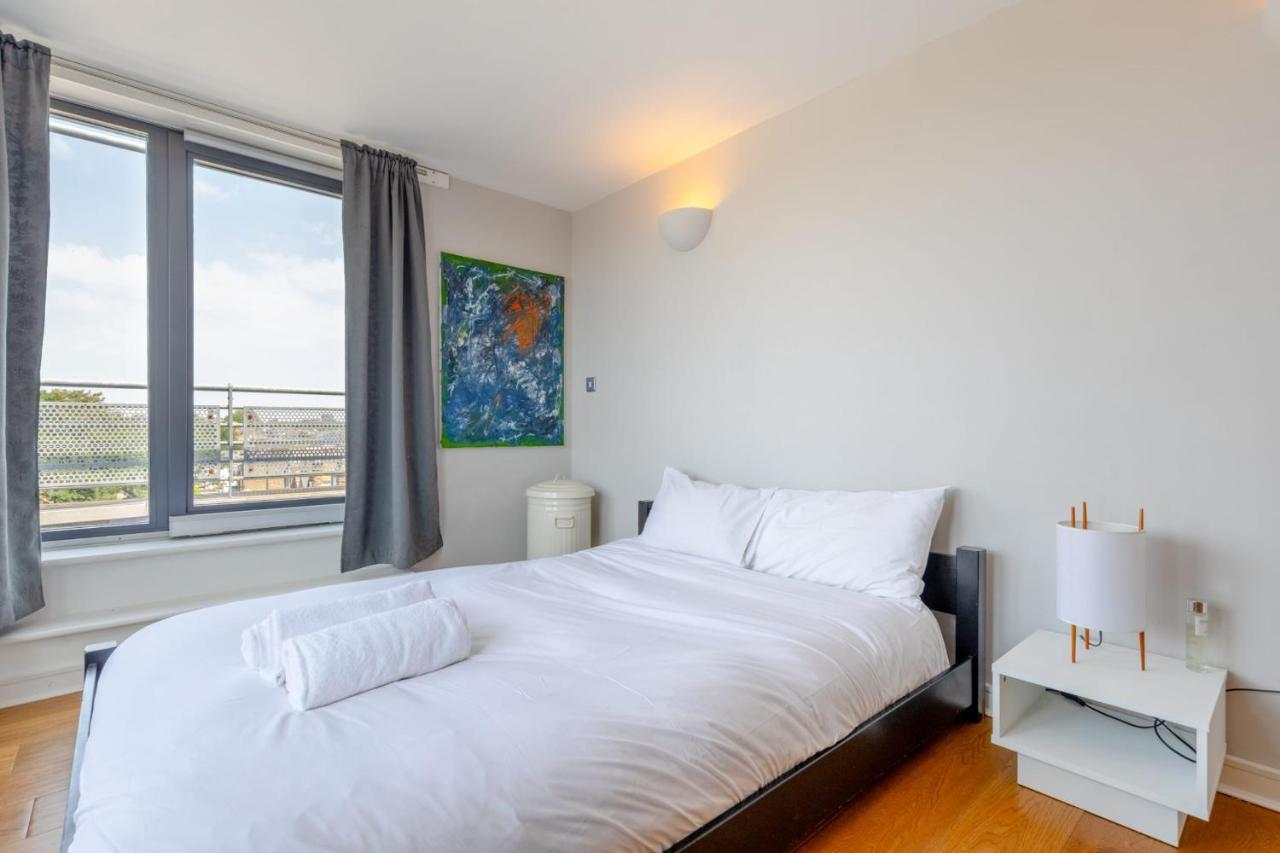 Lovely 2bd Flat With Balcony - Stoke Newington * Londres