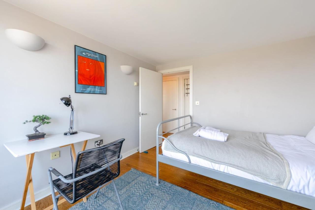 Lovely 2bd Flat With Balcony - Stoke Newington * Londres