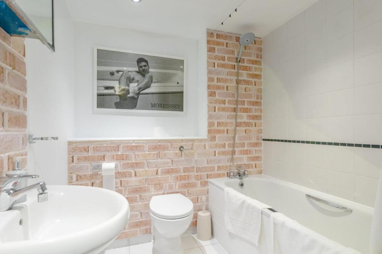 Apartment Lovely 2bd Flat With Balcony - Stoke Newington *