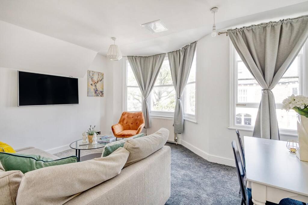 3 Bed Flat Near Chelsea