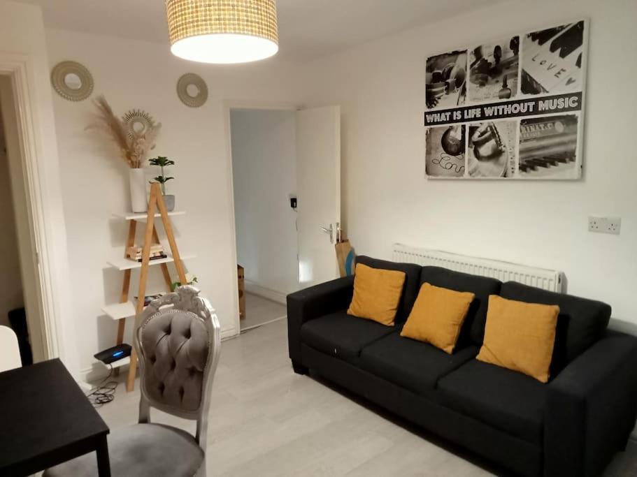 Cosy Flat In Whitechapel, London