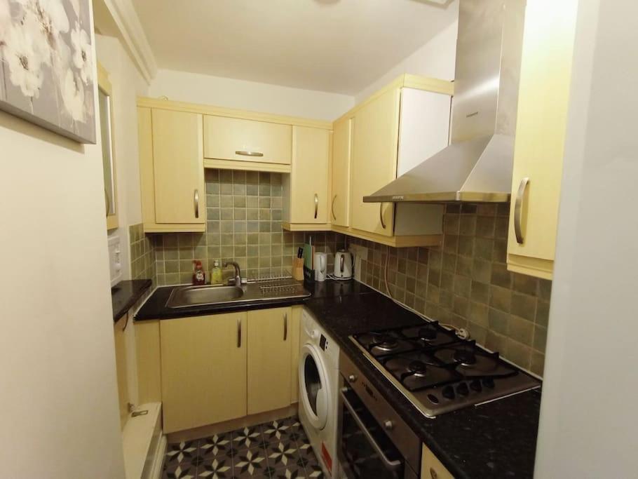 Apartment Cosy Flat In Whitechapel, *