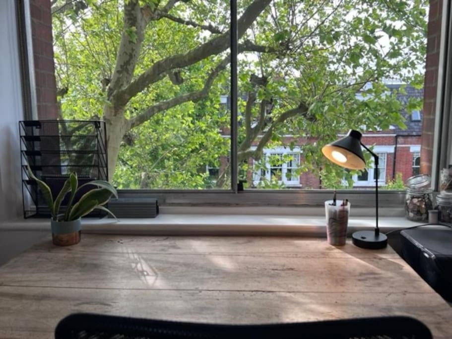 Big And Bright 2 X Double Bedroom Flat In Highgate * London