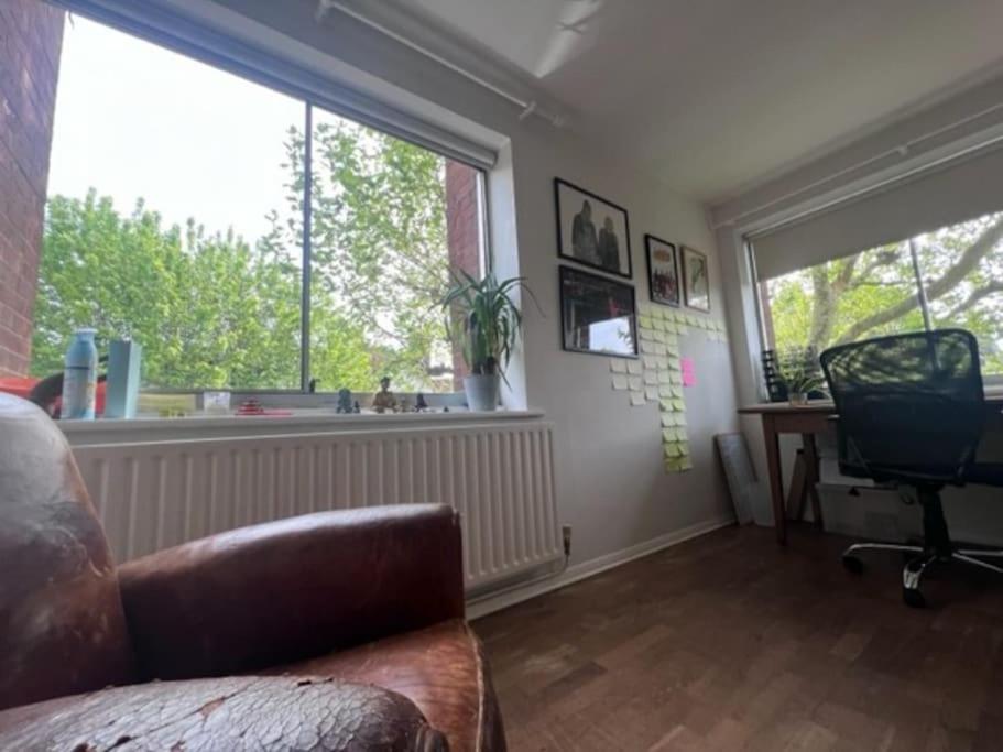 Big And Bright 2 X Double Bedroom Flat In Highgate