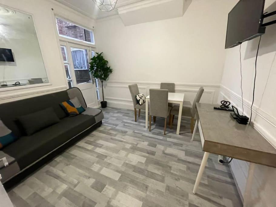 Ground Floor 2 Bed Flat With Garden North Apartamento *