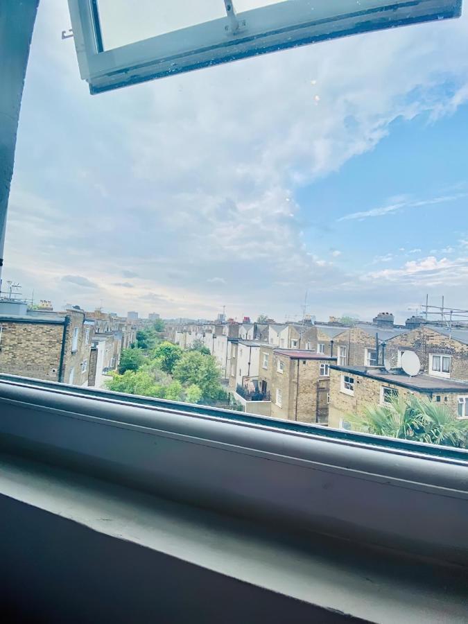 One Bed Studio Flat In Central Apartment London