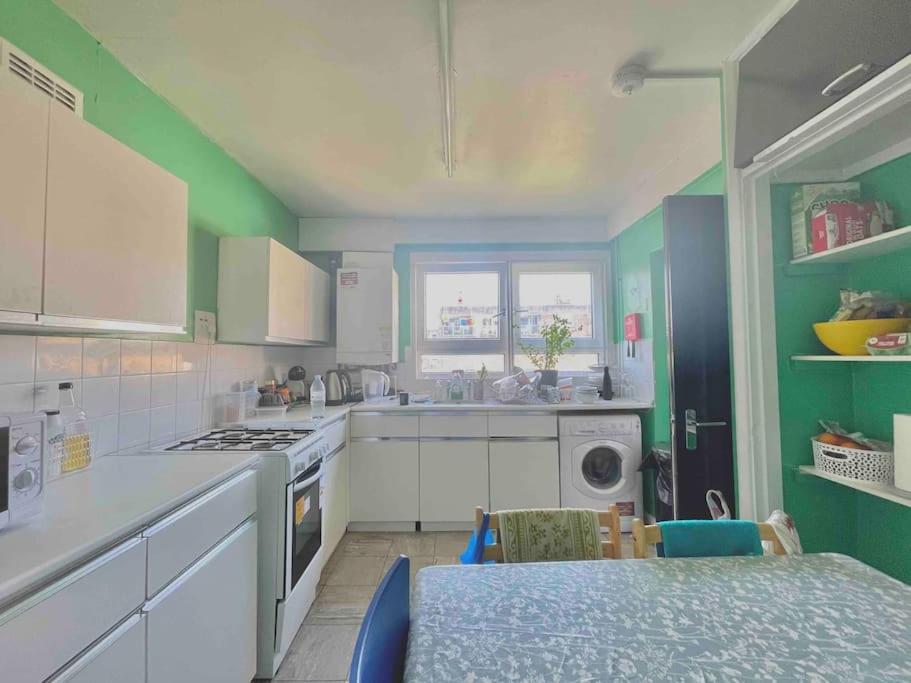 4 Bedroom Spacious Flat King's Cross Apartamento Londres