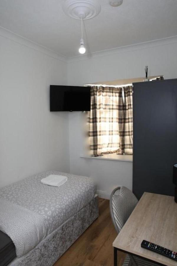 Bed & Breakfast Oyo Timi *