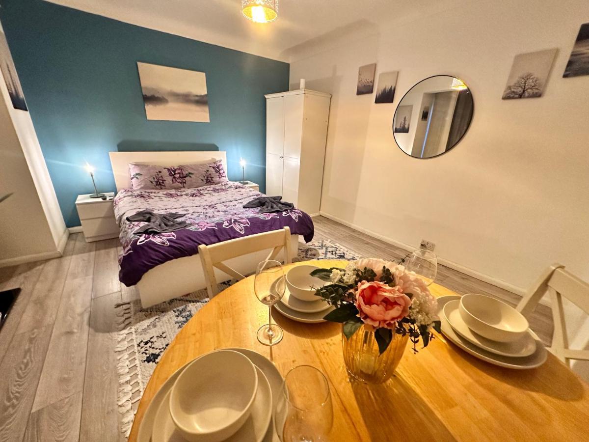 Lovely 2-bedroom In * Londres