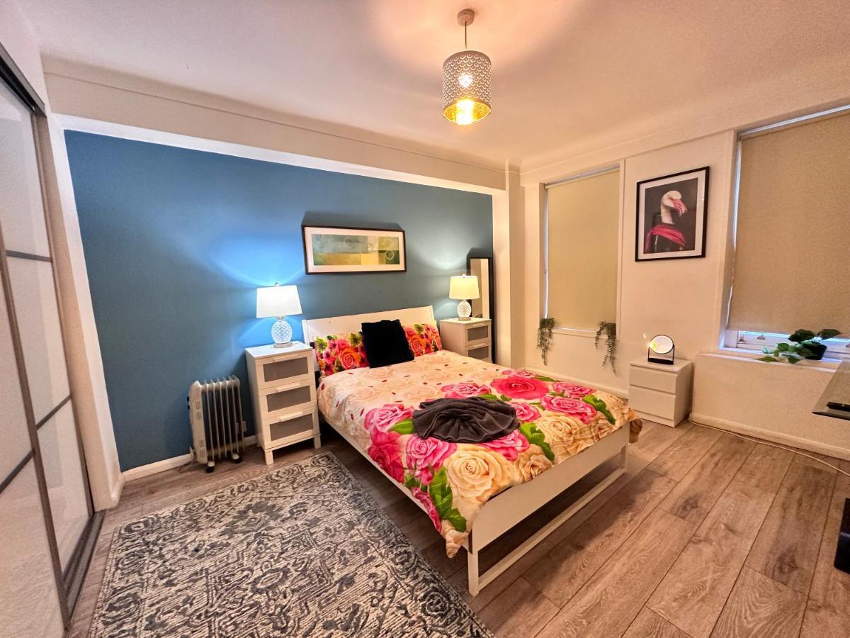 Lovely 2-bedroom In * Londres
