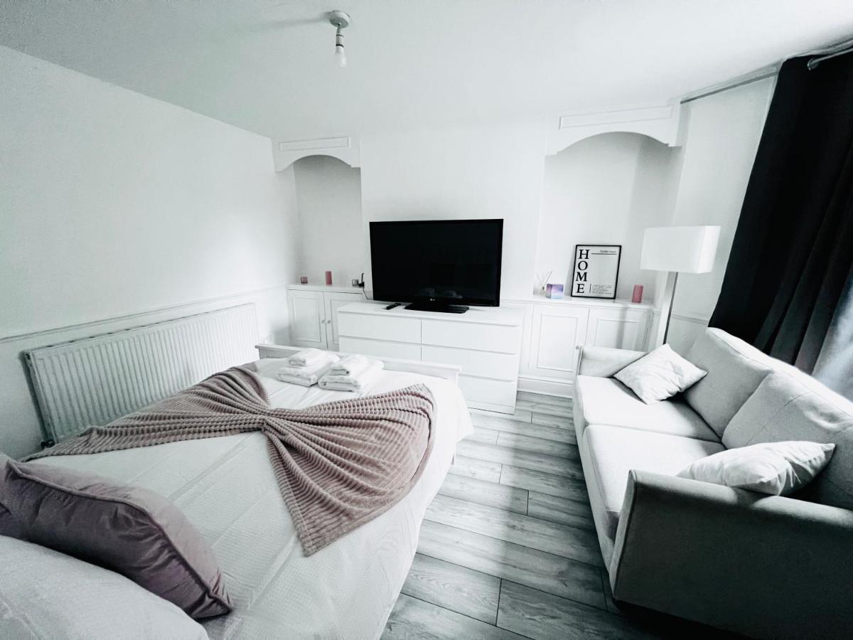 Private House Shepherd's Bush W3 * London