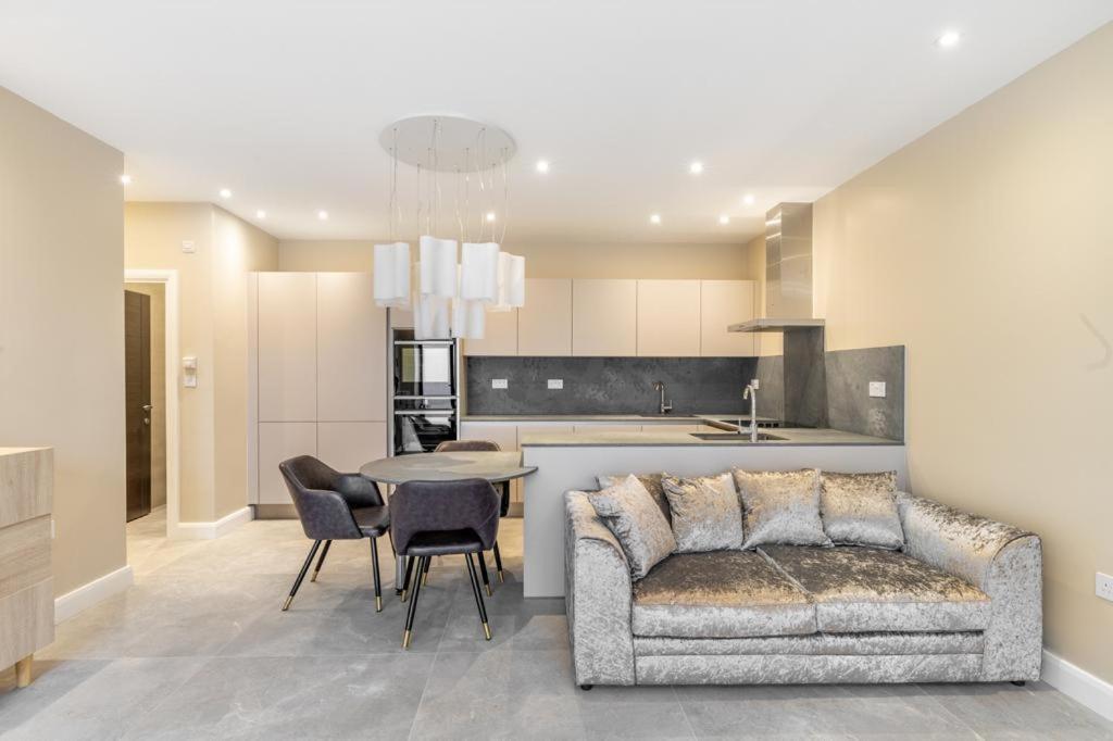 Modern&luxurios 1 Bed Apartment-prime Location. Apartment