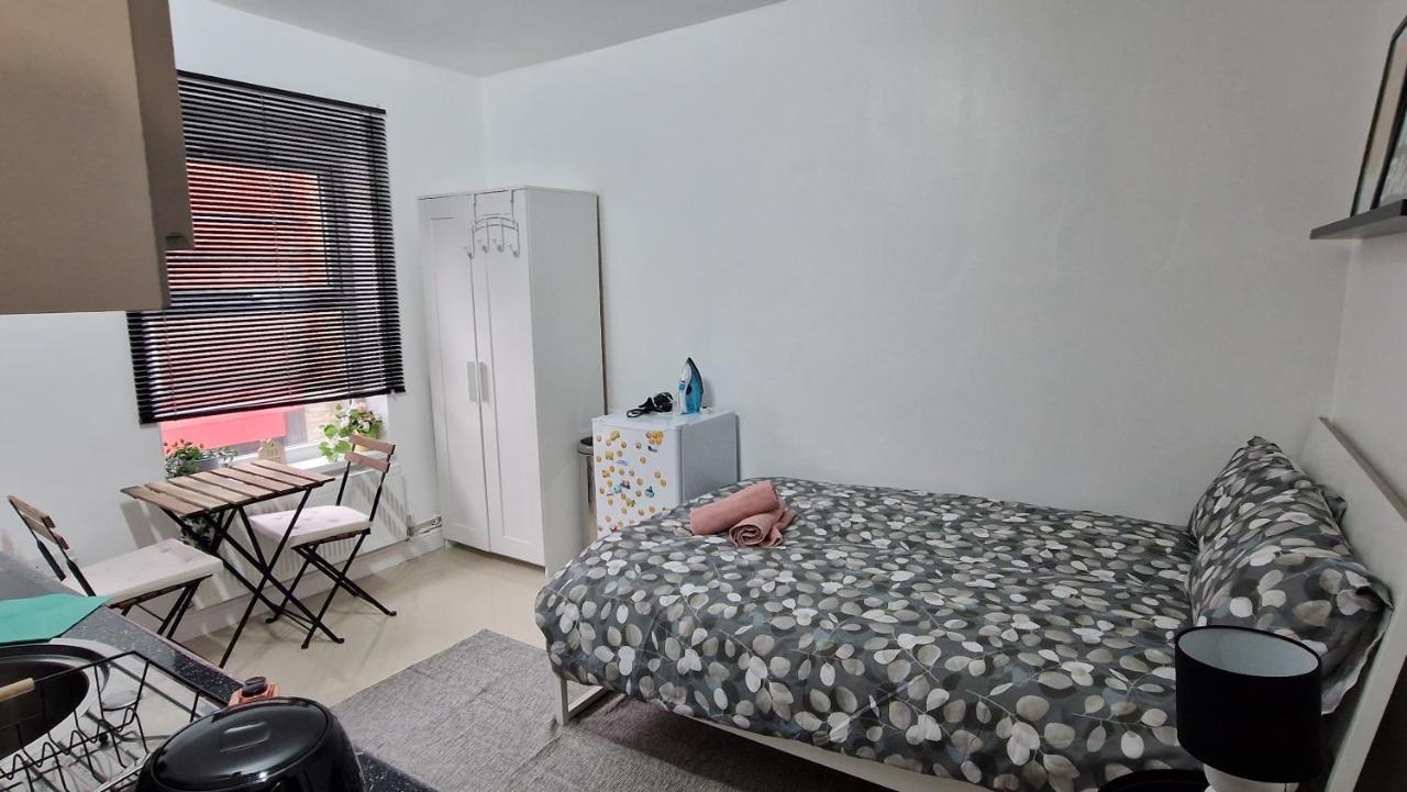 Small Cozy Zone 1 *
