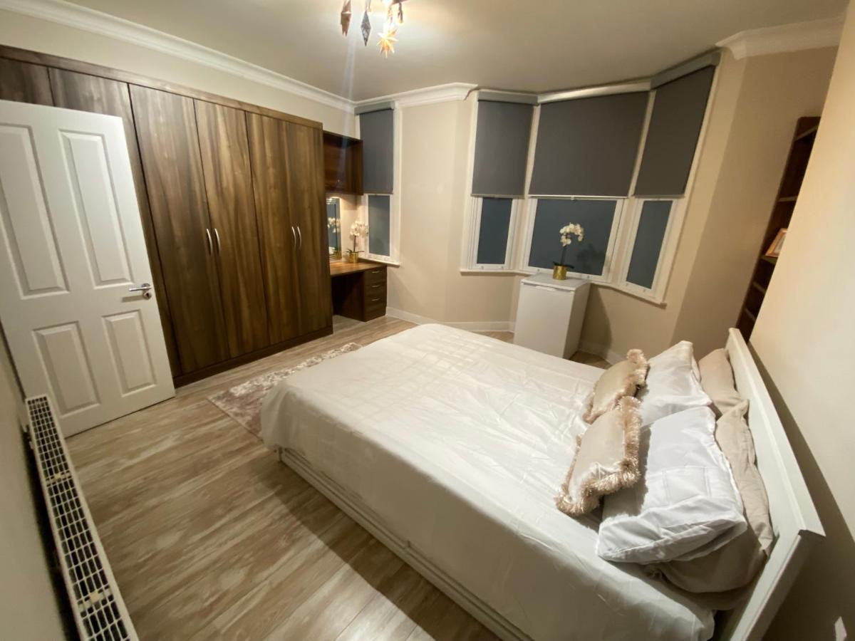Private In Excellent Family House ,zone 2 Hospedagem domiciliar *
