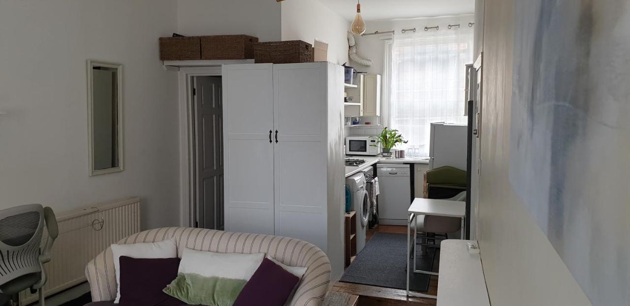 Apartamento 1-bed Studio- Sleeps 2- Nwlondon Kentish Town Londres