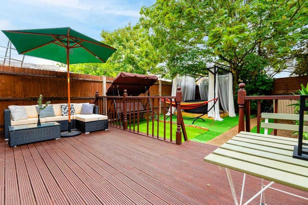 3bed 2bath With Garden Sauna & Hot Tub Holiday home *
