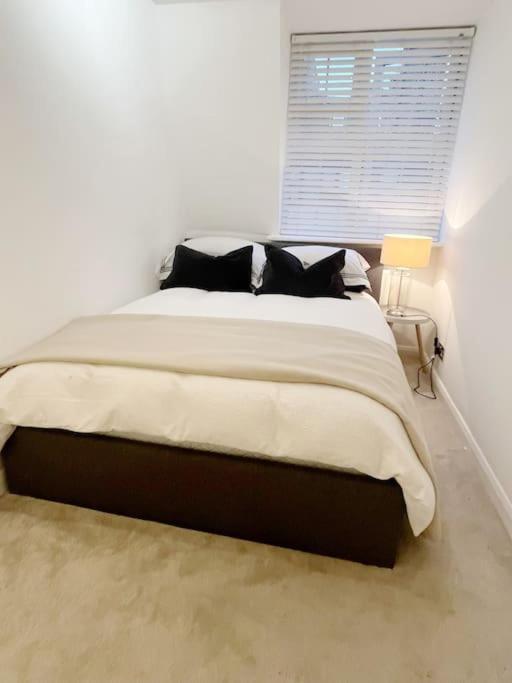 Holiday home Beautiful Mews, Sleeps 4 *