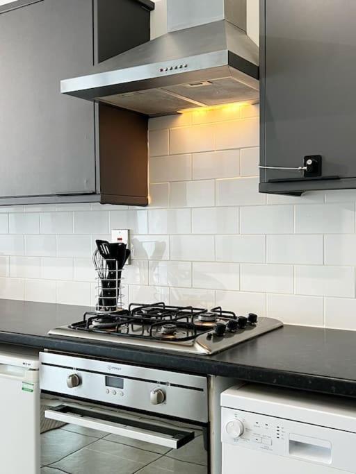 Beautiful Mews, Sleeps 4 Holiday home *