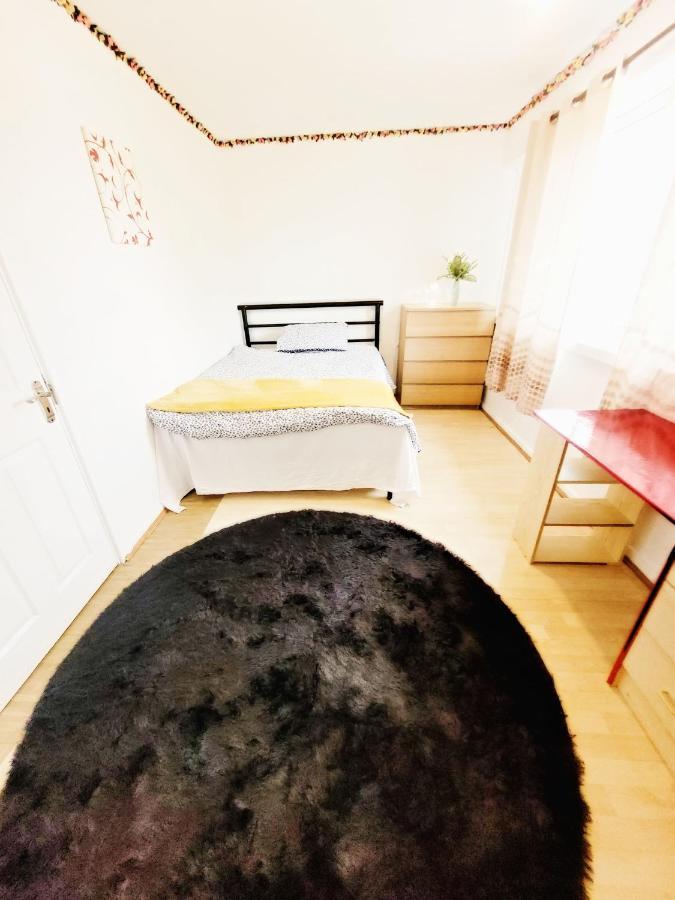 Privatunterkunft Excellent Big Double Cheap Price Around