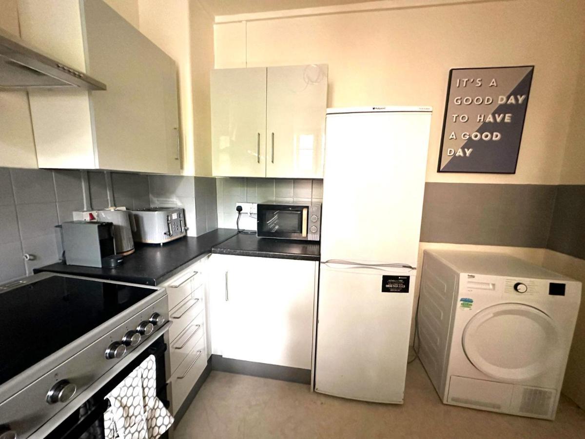 Charming 2-bed Flat With Balcony Close To White Westfield Apartamento Londres