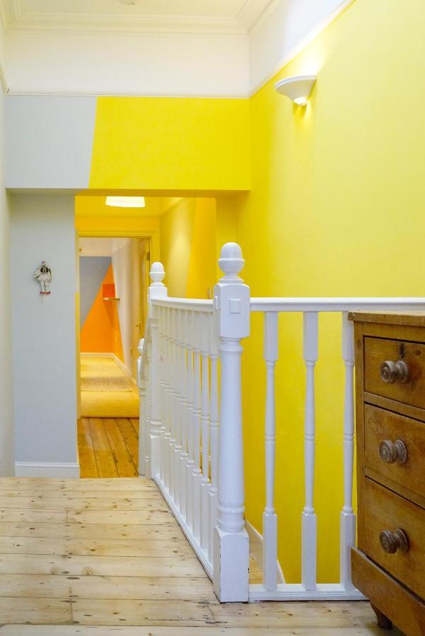 Ferienhaus Stunning 3-bedroom Townhouse In Superb Location London