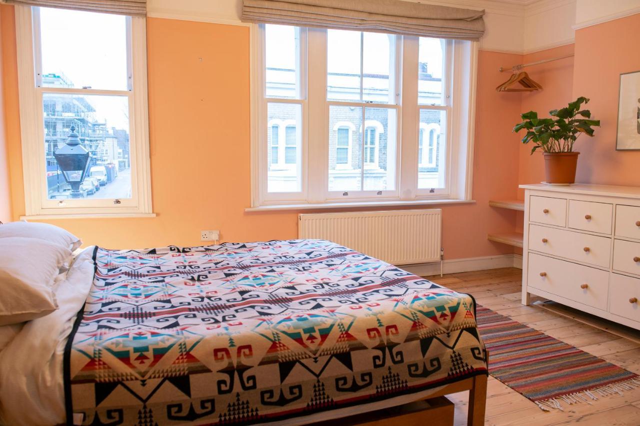 Stunning 3-bedroom Townhouse In Superb Location Ferienhaus