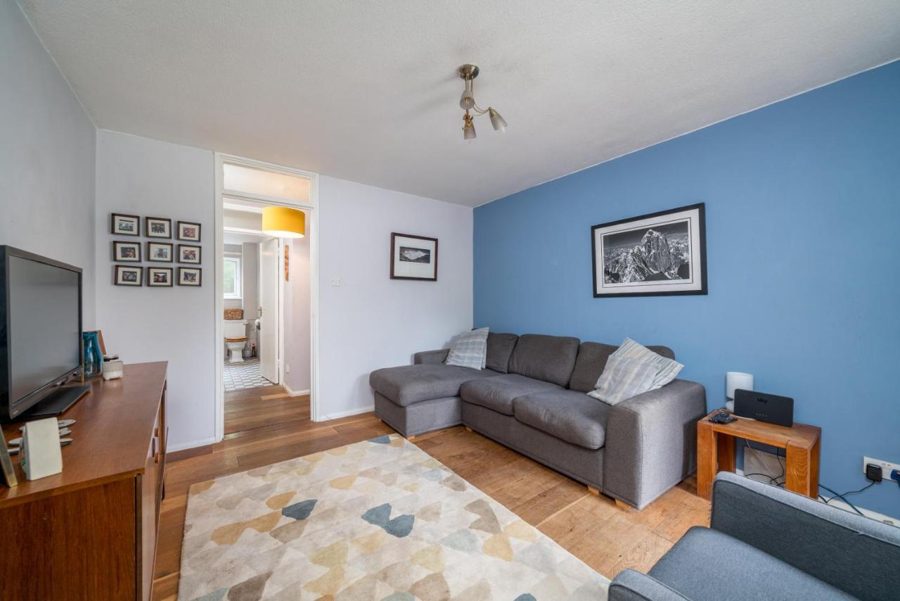 Apartment Joivy Cosy Flat In Elephant And Castle, Private Garden And Pets Allowed London