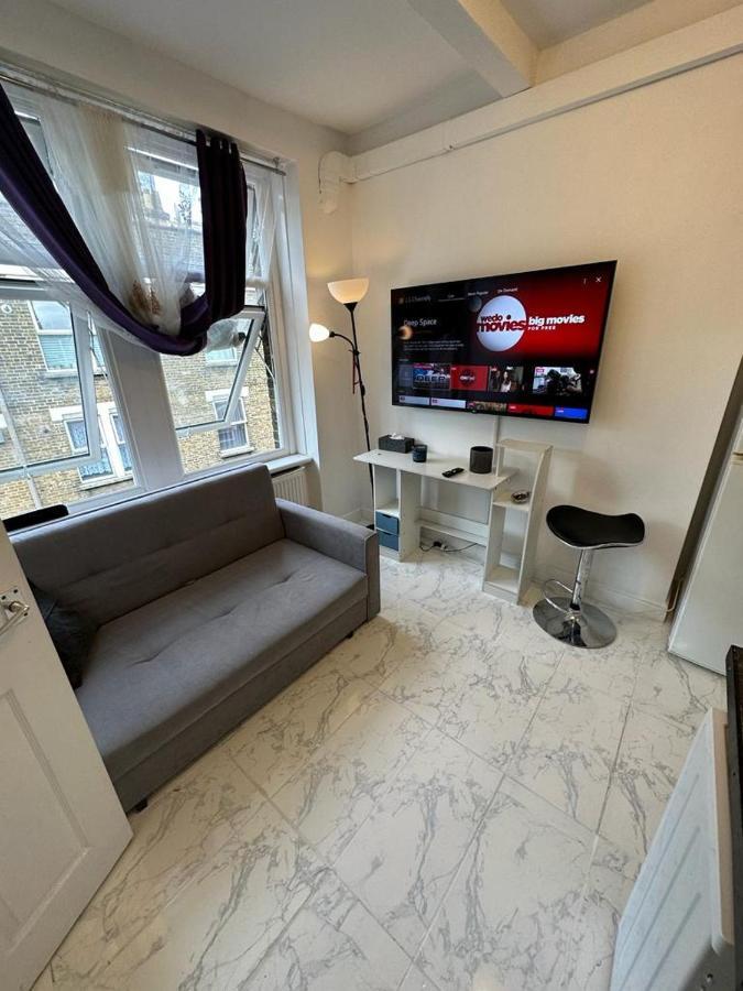 4 Floor New Miles * London