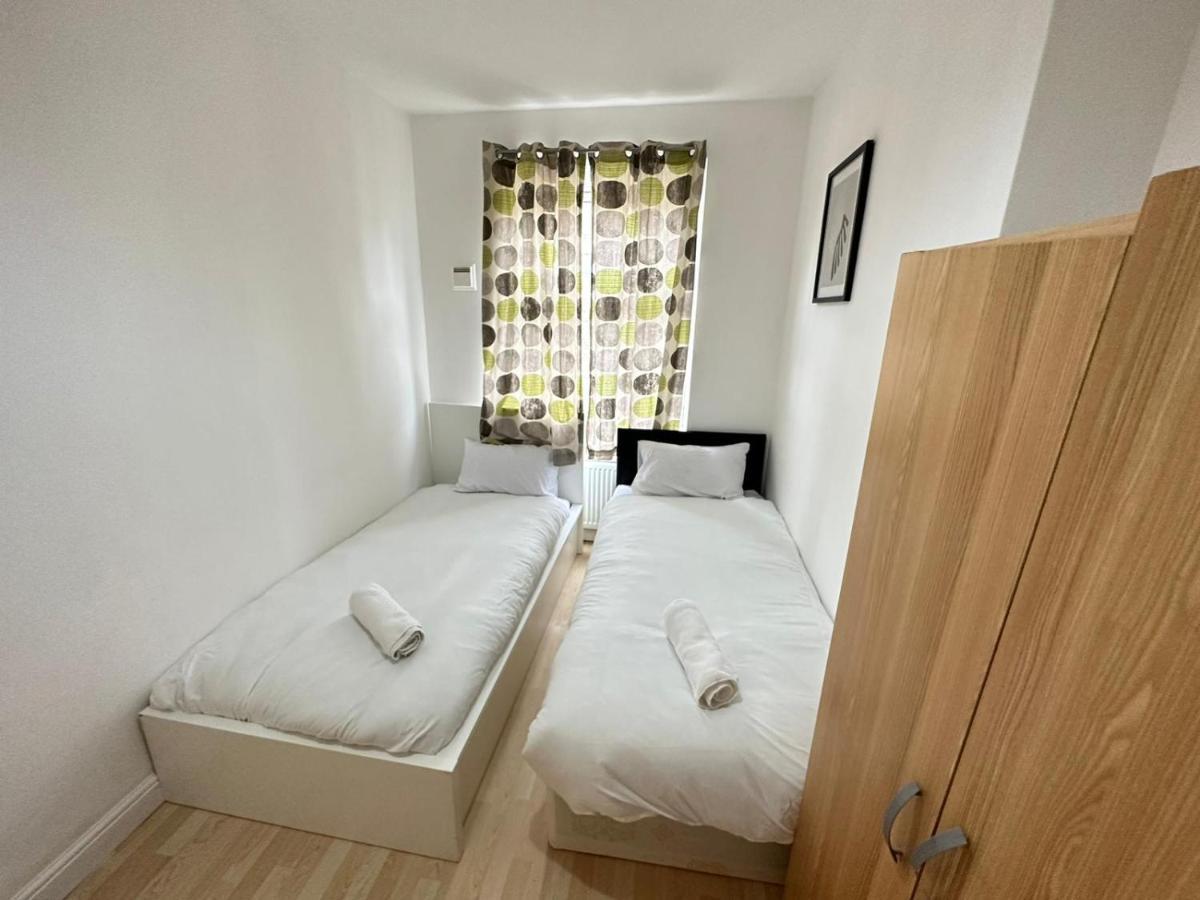 Apartment 4 Floor New Miles *
