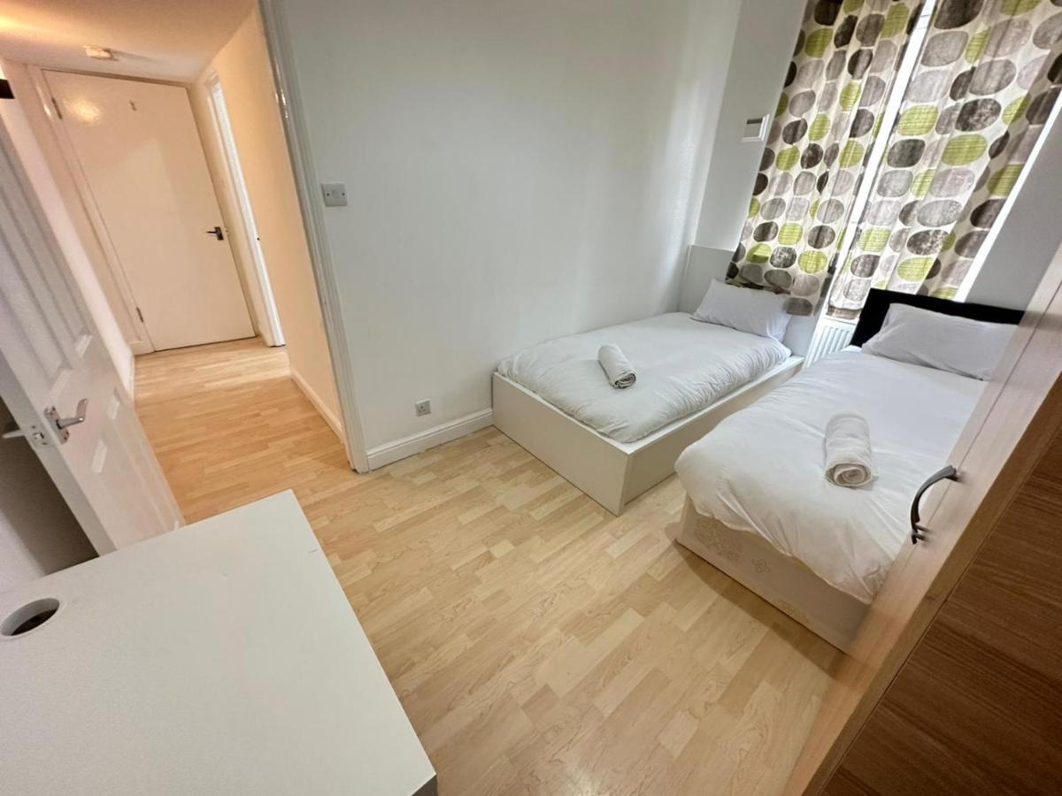 4 Floor New Miles Apartment *