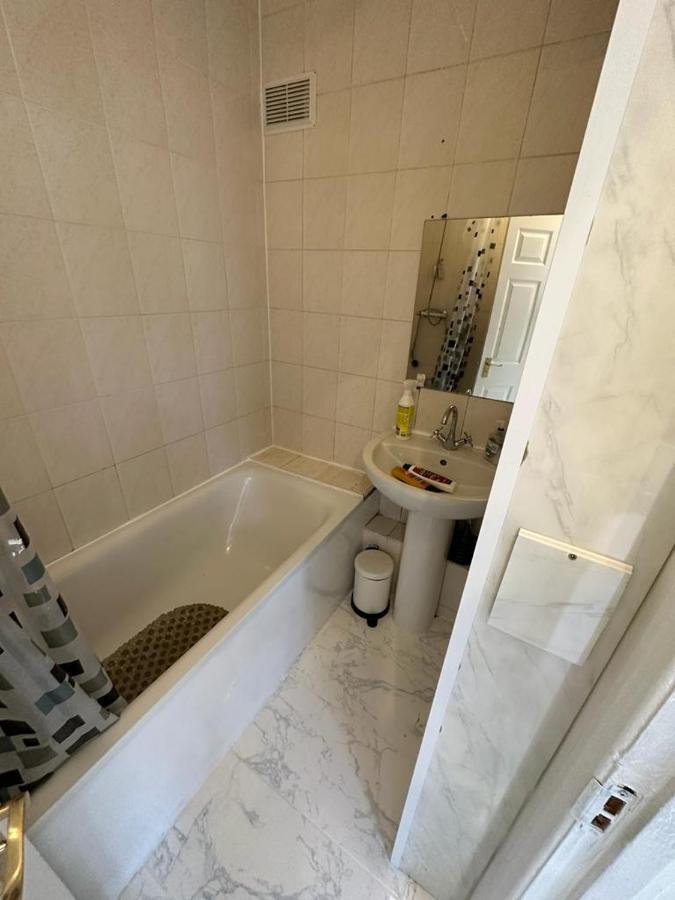 4 Floor New Miles Apartment *