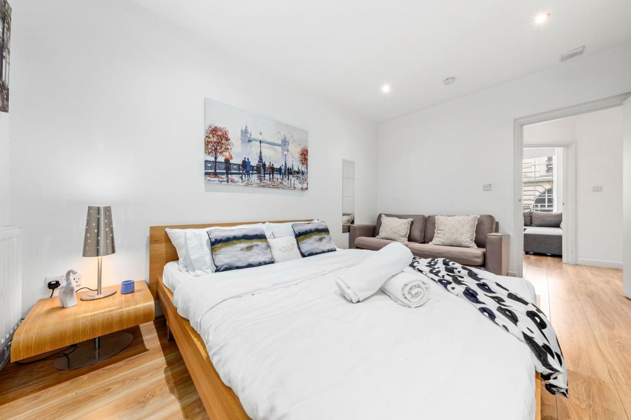 3-bedroom Flat In Sleeps 14 Hy1 * London