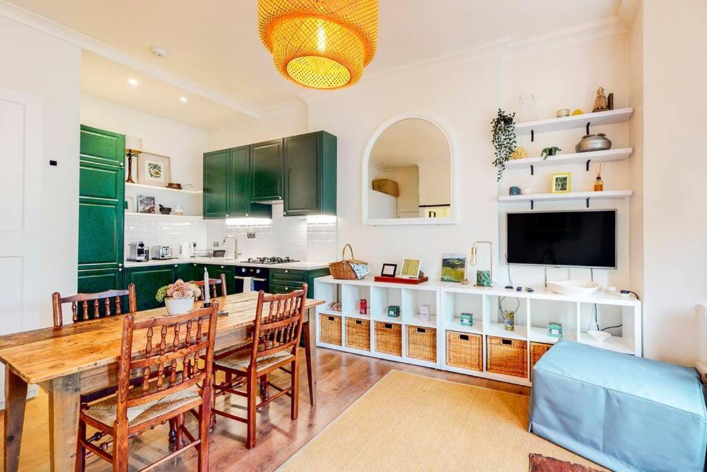 Apartment Beautiful 1 Bedroom In Shepards Bush *
