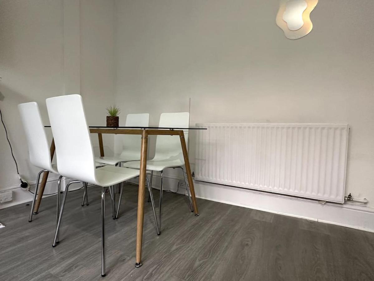 Apartamento Wonderful 2 Bedroom On Tower Bridge Londres
