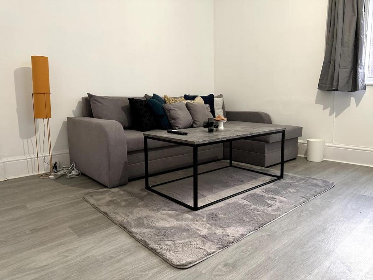 Apartamento Wonderful 2 Bedroom On Tower Bridge