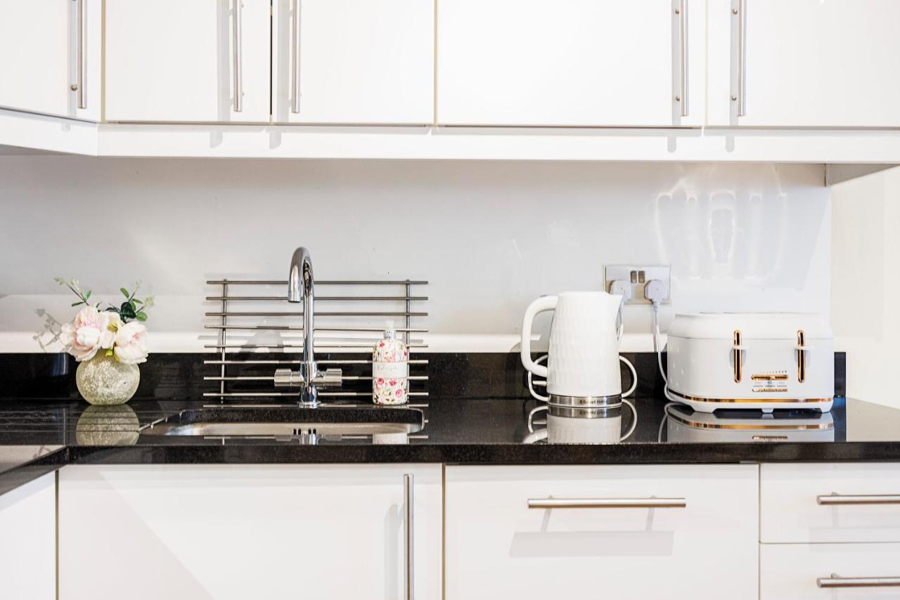 Apartment Bloomsbury Pad