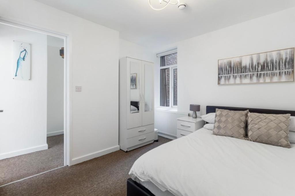 Stylish In Flat 1 Apartment London