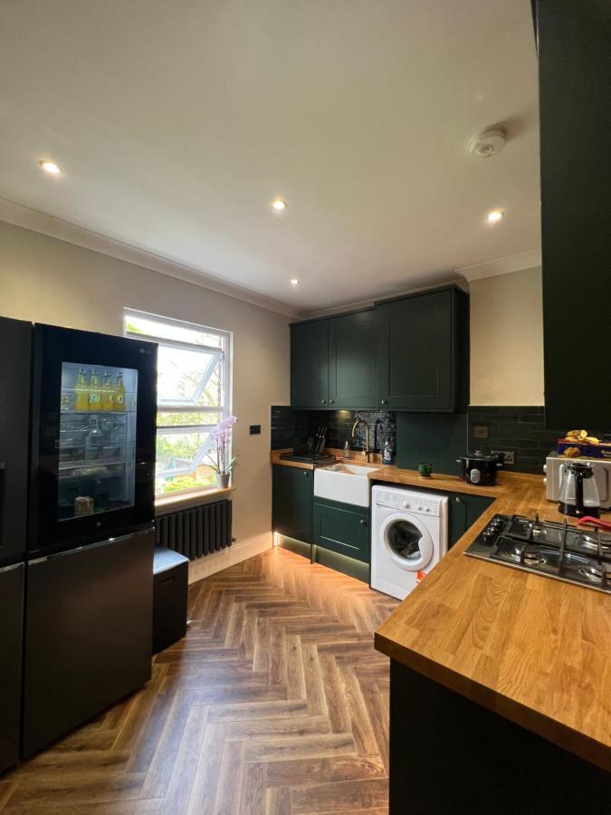 Luxe & Cozy Muswell Hill Beautifully Presented Free Parking * Londres