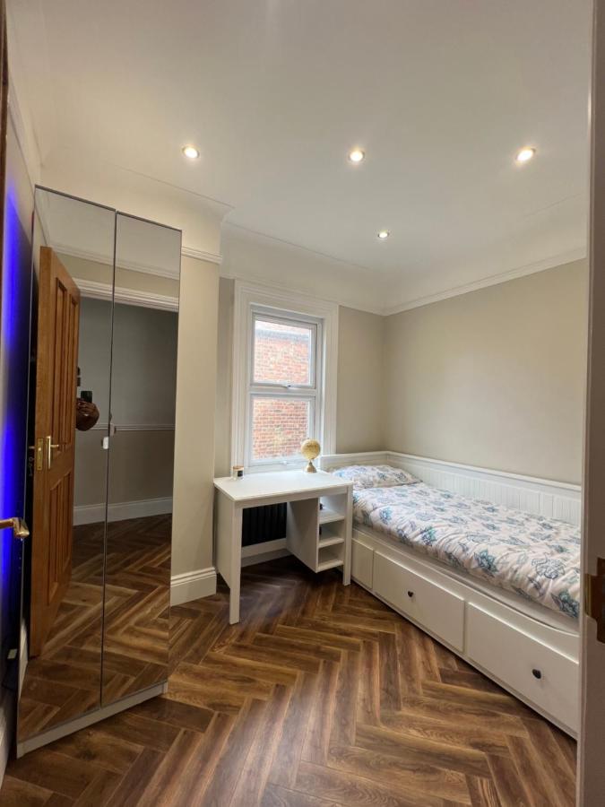 Luxe & Cozy Muswell Hill Beautifully Presented Free Parking * Londres
