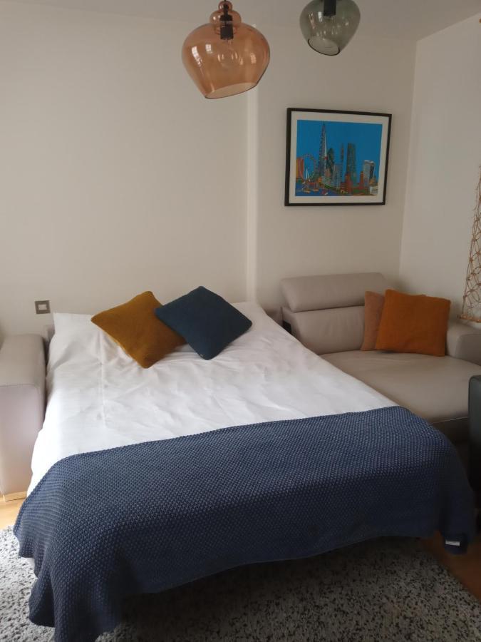 Stylish 1 Bedroom In Apartment