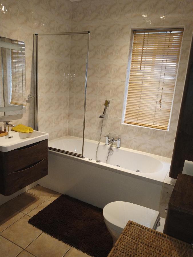 Apartment Stylish 1 Bedroom In London