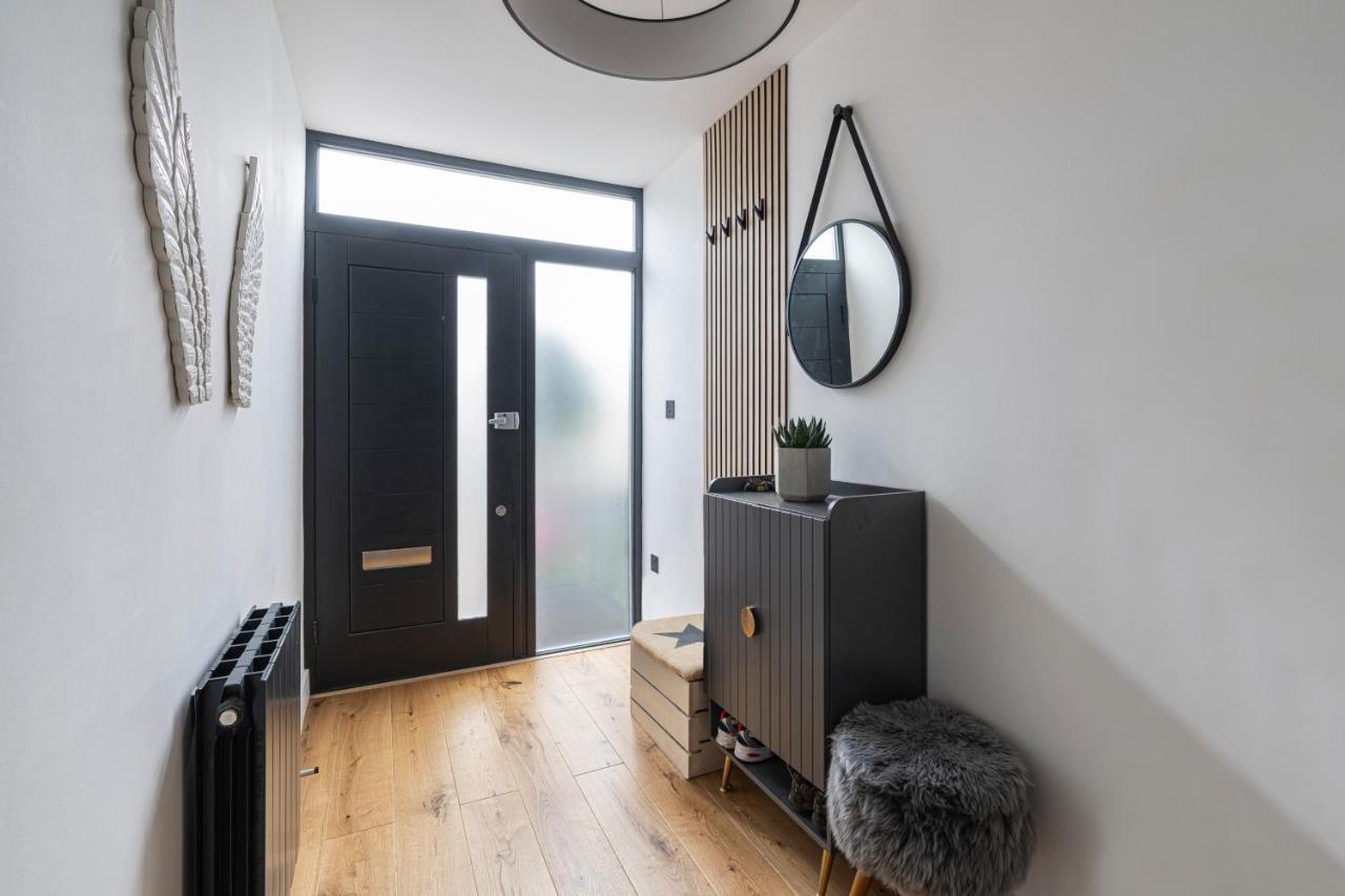 Holiday home Altido Stunning 2 Bed House With Garden And Free Parking, Near Clapham Park London