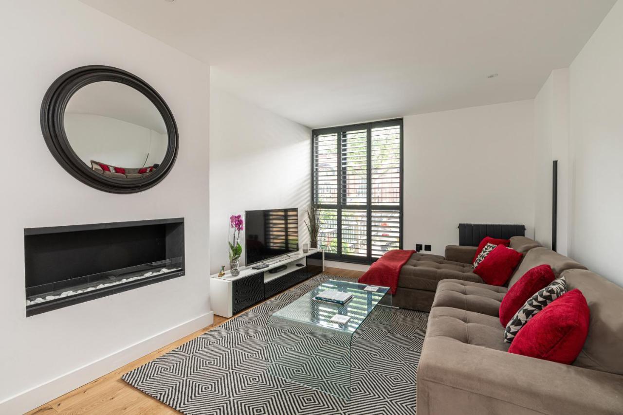 Holiday home Altido Stunning 2 Bed House With Garden And Free Parking, Near Clapham Park *