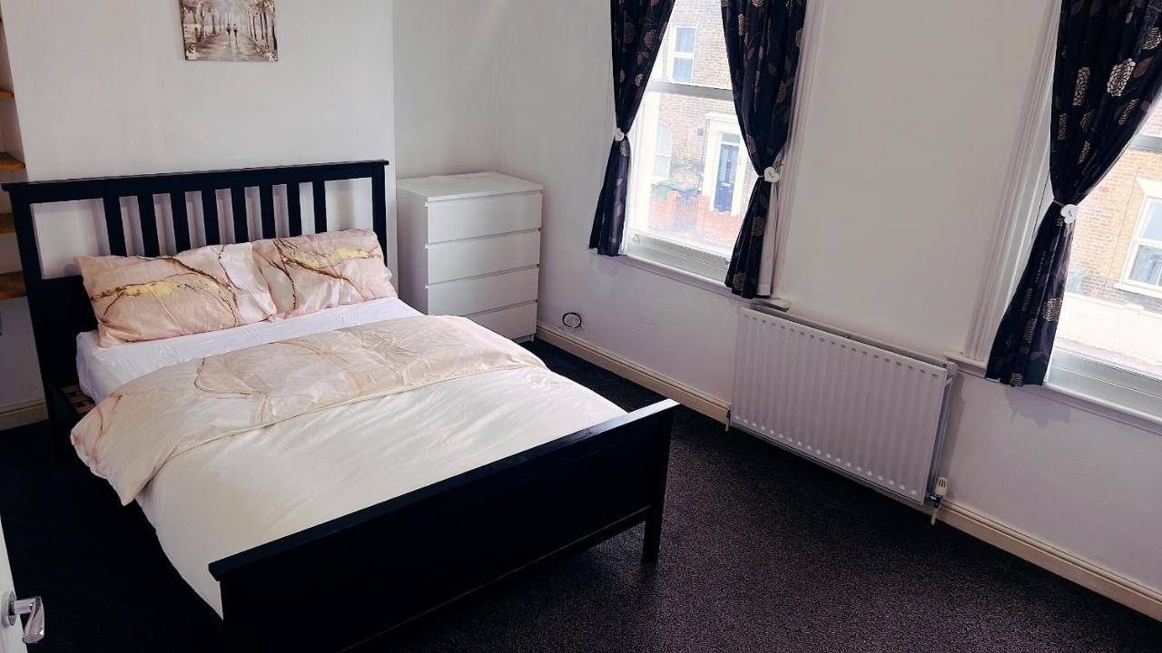 Cozy And Peaceful Guest house London