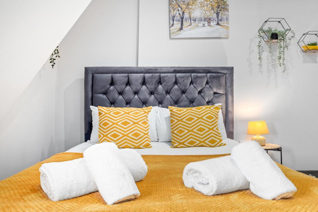 Guest house Sydenham Suites *