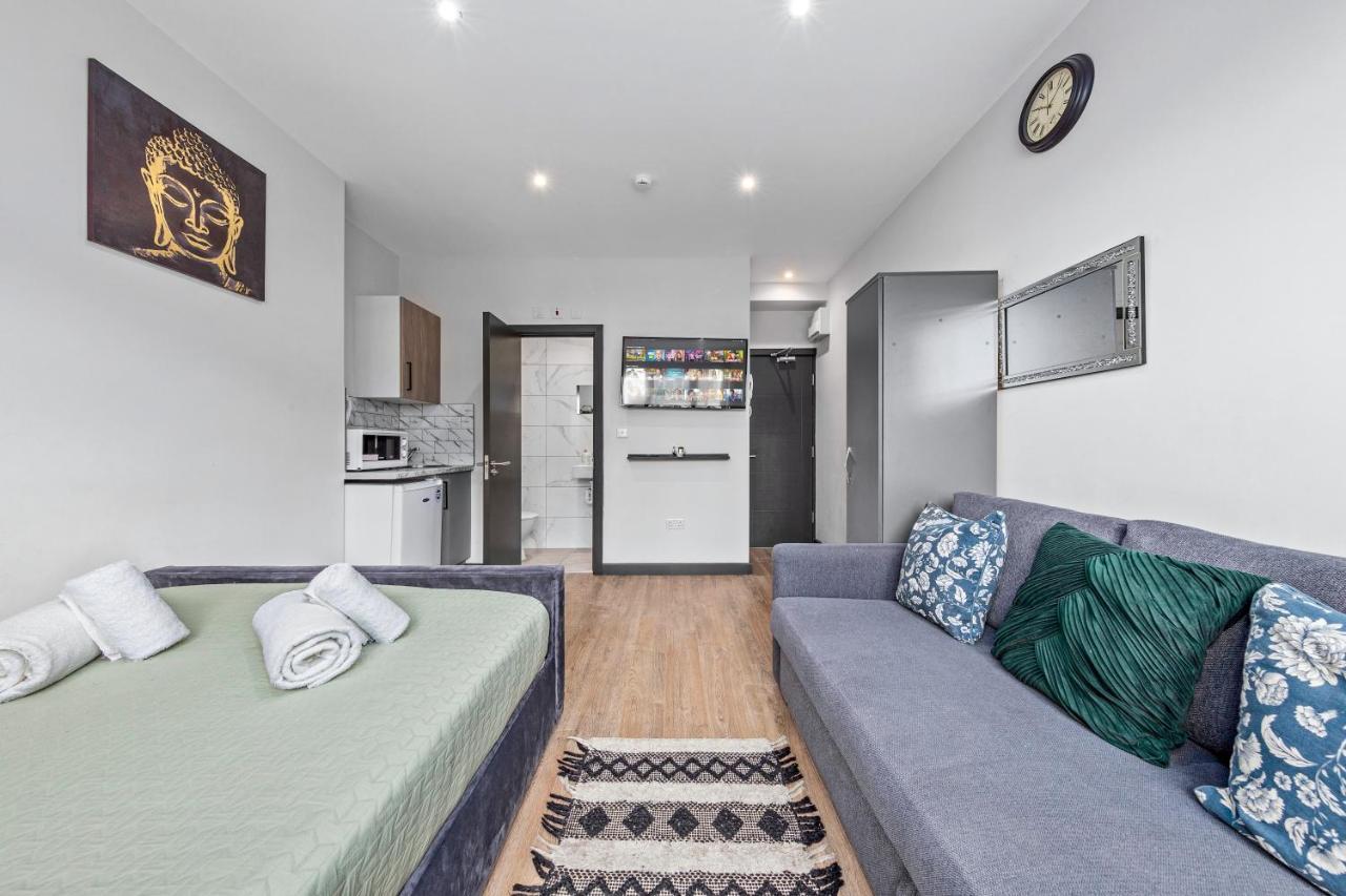 Sydenham Suites Guest house *