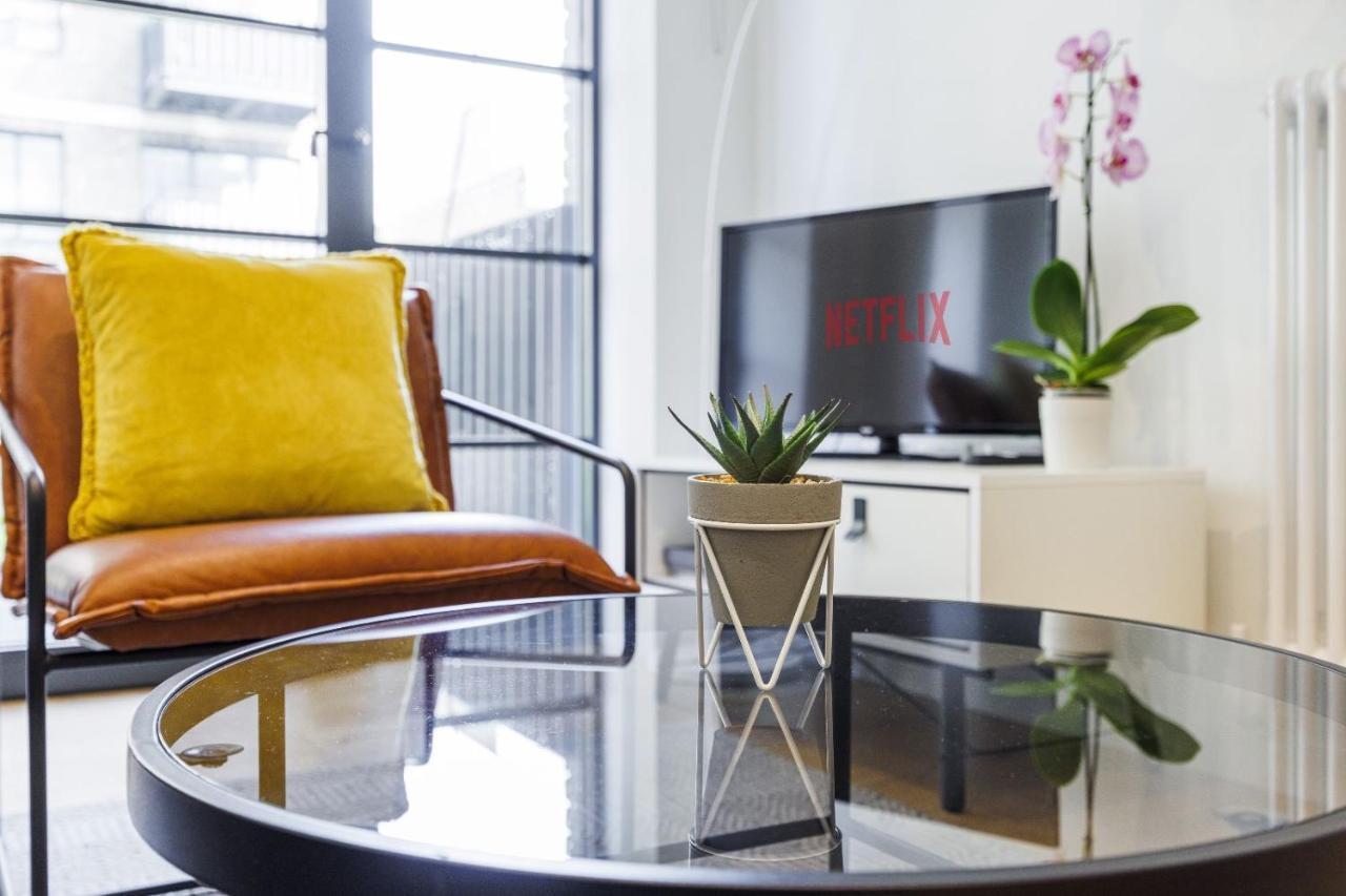 Luxury Apartment-business-relocation-canary Wharf London