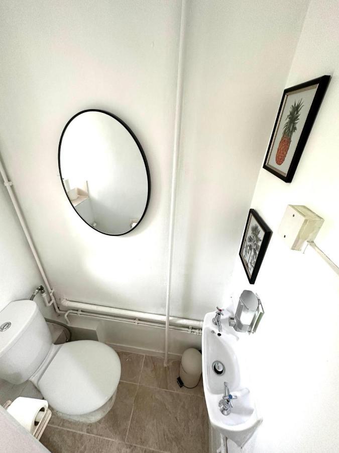 Apartamento Charming 2-bed Flat With Balcony Close To White Westfield *